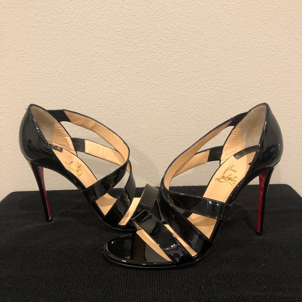 100% Authentic Christian Louboutin World Copine 100 Patent